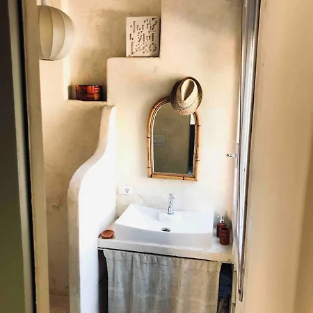 Very Comfortable Loft Design Mid-century Center Apartment *